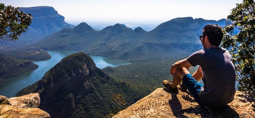 Solo traveling through South Africa Drakensberg Hike