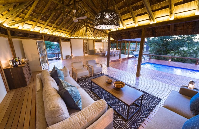 Lounge area at a luxury lodge in the Okavango Delta | Photo credits: Splash Camp