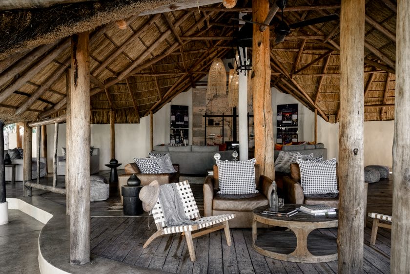 Lounge at a luxury lodge in Zambia | Photo credits: Sanctuary Sussi & Chuma