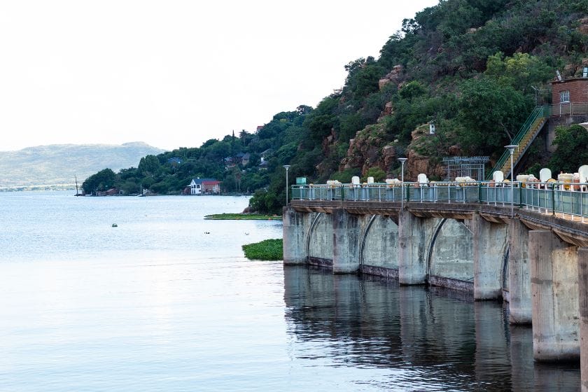 Hartbeespoort Dam in the North West Province, South Africa | Photo credit: Clay10 via Canva
