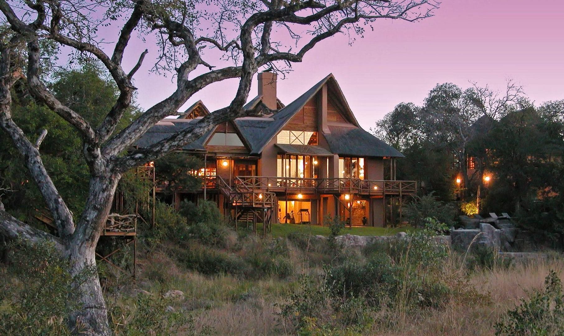lukimbi safari lodge classic suite