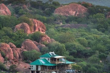african safari hotels